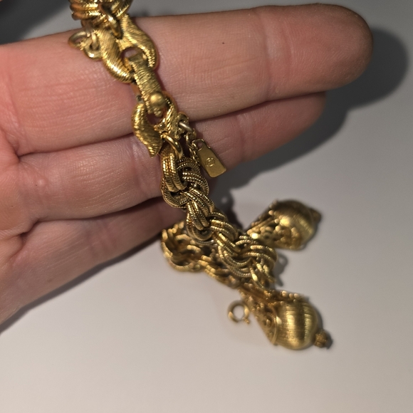 Vintage Gold Bracelet with Tassels - Picture 5 of 8